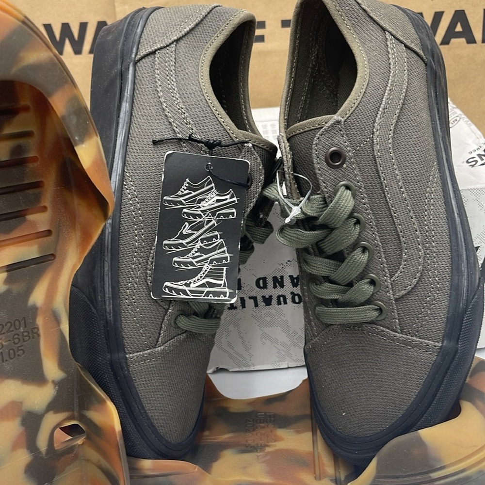Vans WMNS Olive Green Sneakers Camouflage Old Skool Tapered Modular Grape Leaf - Picture 15 of 16